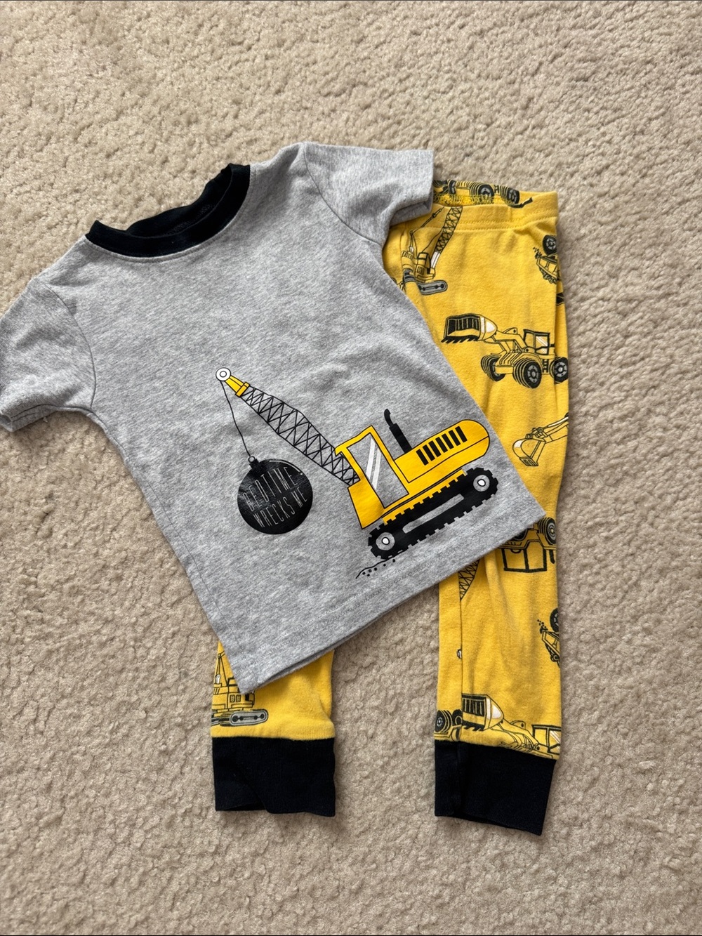 Carter's Kids Construction Crane Pajama Set - Gray & Yellow - Size 2T